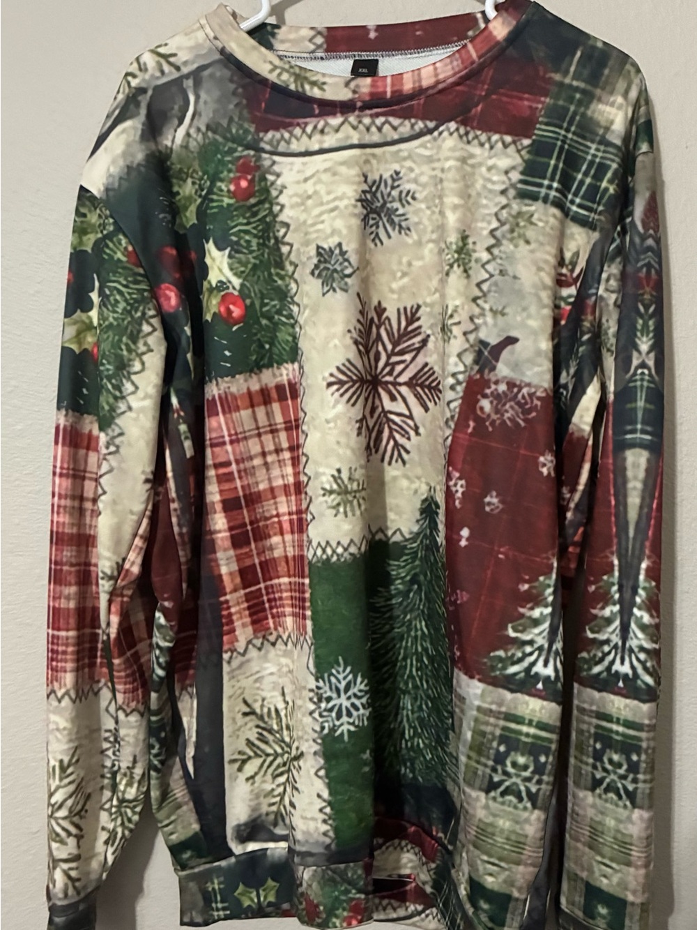 Women’s Holiday Patchwork Long-Sleeve Shirt - Green & Red